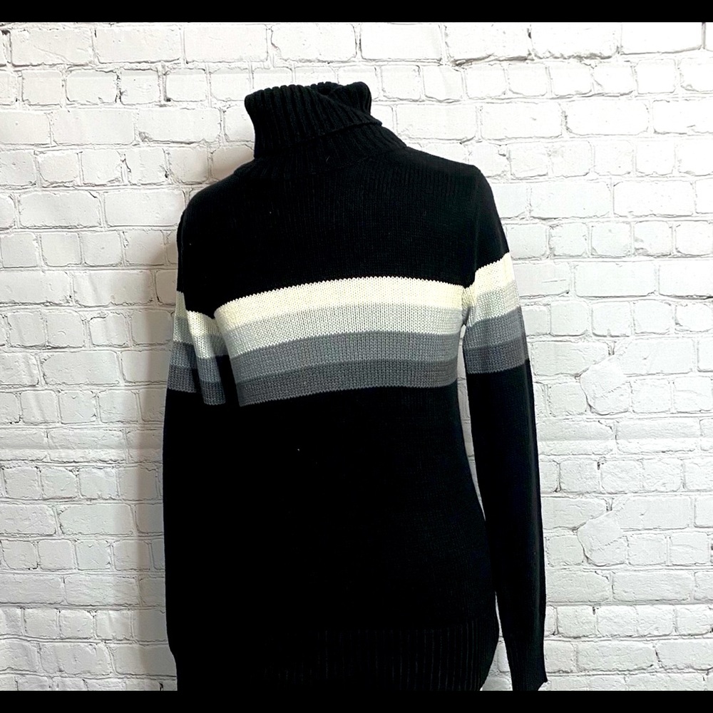 GAP black with white and grey stripe sweater